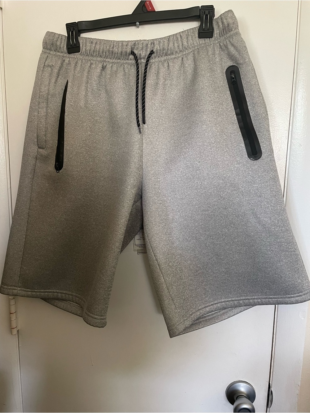 Men's Athletic Drawstring Shorts in Light Gray with Zippered Pockets